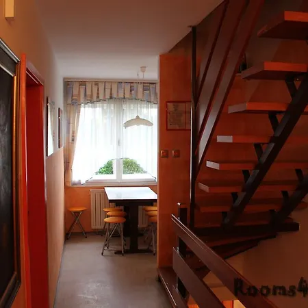 Rooms4young ゲストハウス