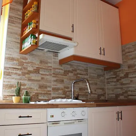 Rooms4young Gostinjska kuća