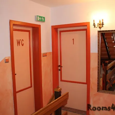 Rooms4young * Ljubljana