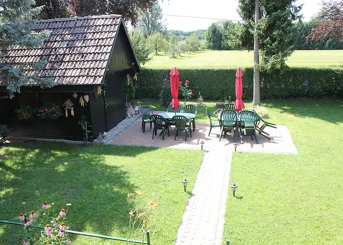 Rooms4young Konukevi *