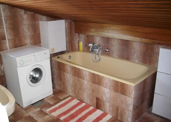 Konukevi Rooms4young